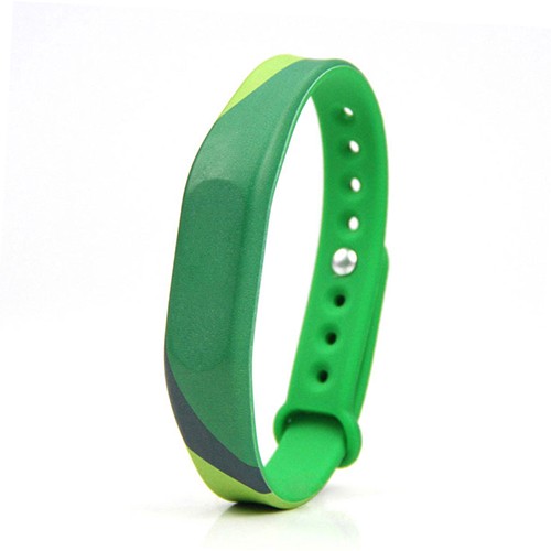 Pulsera RFID personalizada para control de acceso inteligente en parques temáticos
