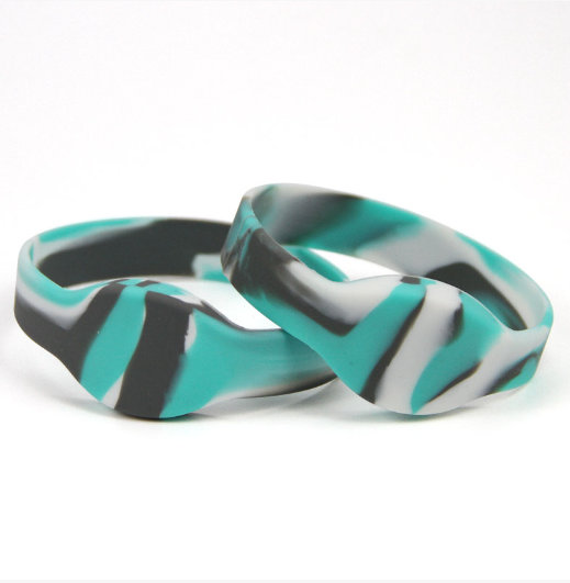 Pulseras RFID personalizadas e impermeables para aplicaciones modernas