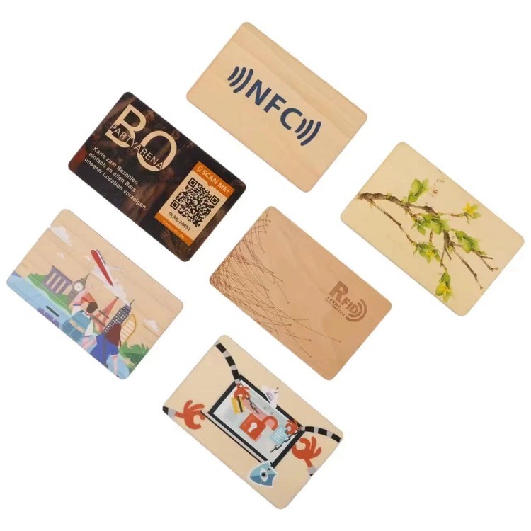 Tarjeta de visita de bambú NFC con llave de hotel de madera RFID ecológica