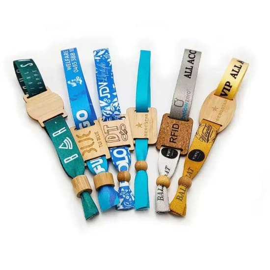 Pulsera RFID RPET ecológica de 13,56 MHz con logotipo personalizado para festivales sin efectivo