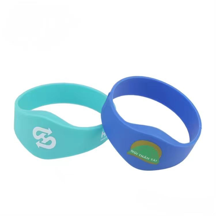 Pulseras NFC personalizadas con llave regrabable, pulseras RFID de silicona impermeables