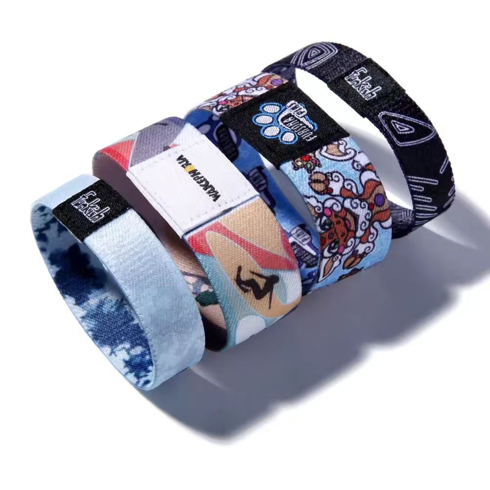 Pulsera tejida de poliéster con impresión a todo color y logotipo personalizado para festivales