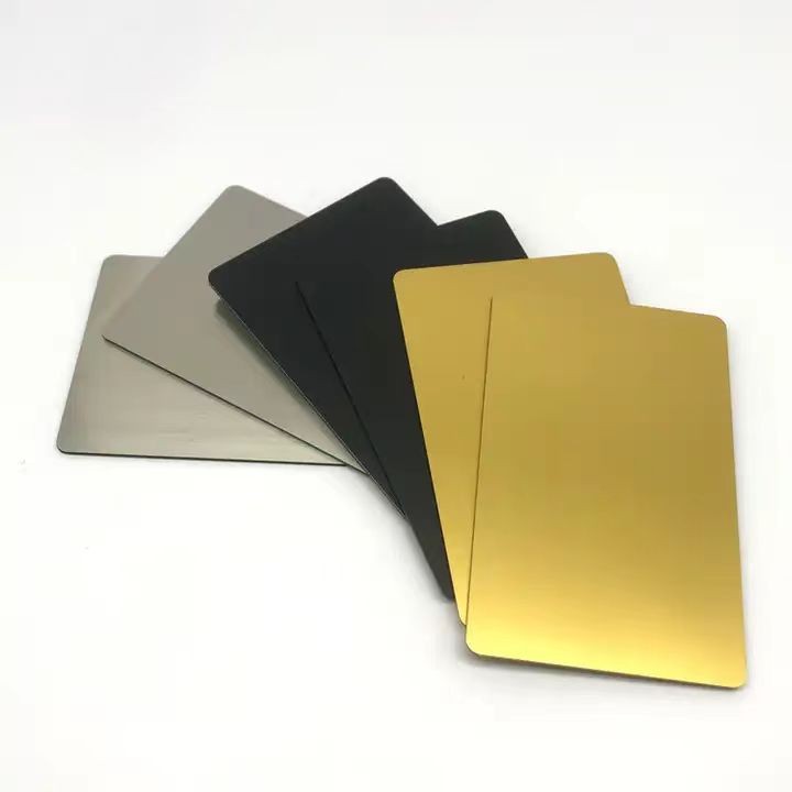 Tarjetas de visita metálicas personalizadas con chips RFID y NFC sin contacto, color negro mate