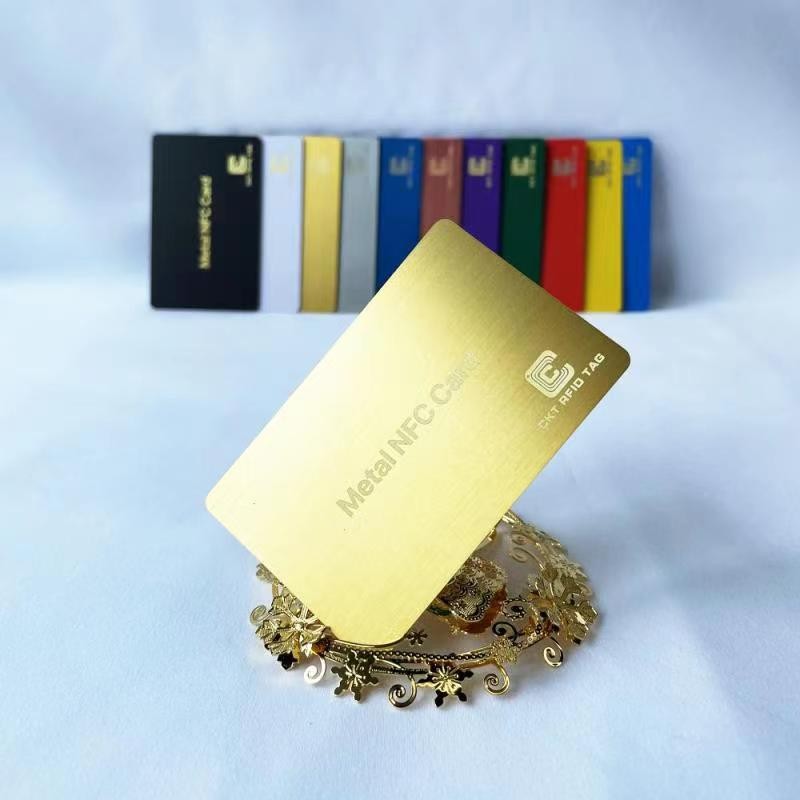 Tarjetas de presentación con impresión personalizada, metálicas, RFID y NFC