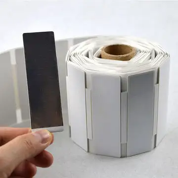 Etiqueta adhesiva antimetal imprimible RFID UHF flexible y suave para metal