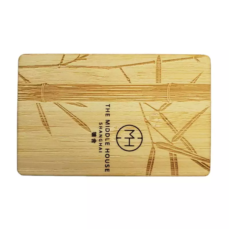 Tarjeta de llave RFID de madera con chip inteligente de bambú para hotel, venta al por mayor