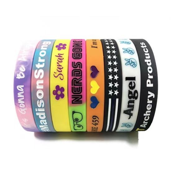 Pulseras de silicona de caucho personalizadas Pulsera elástica de silicona Pulsera de silicona grabada para personalizar