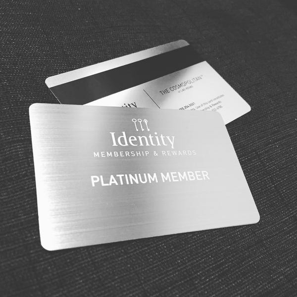 Tarjeta de membresía metálica del High Class Club