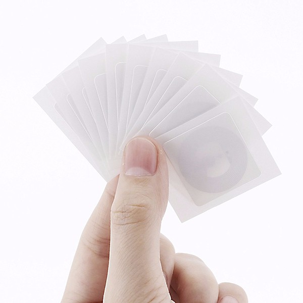 Etiquetas adhesivas RFID de 13,56 MHz para tarjetas de acceso.