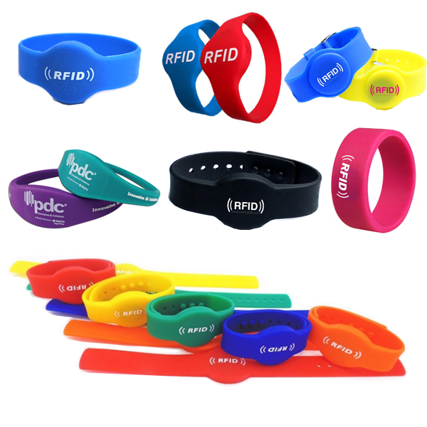 Proceso de producción de pulseras de silicona RFID