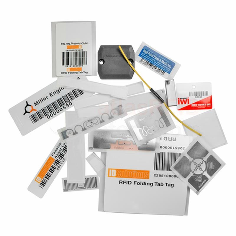 ¿Por qué no se pueden leer las etiquetas RFID y cuáles son los factores que afectan la distancia de lectura?