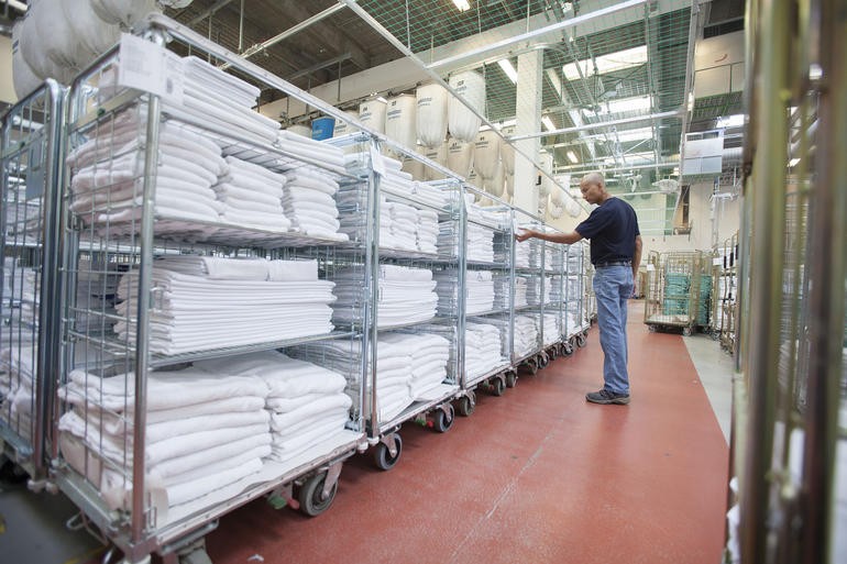 Solución de lavado de ropa de cama RFID para hospitales
