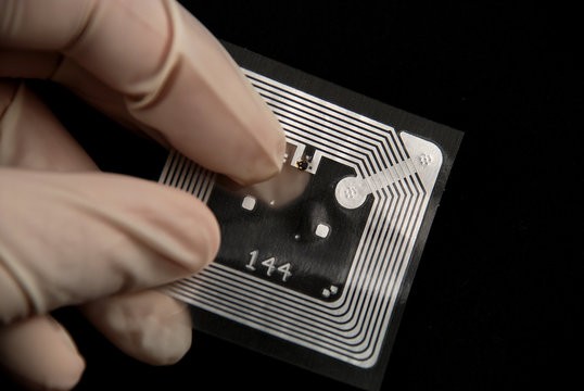 La RFID se convierte en un talismán para la lucha contra la falsificación y la gestión del seguimiento de artículos especiales