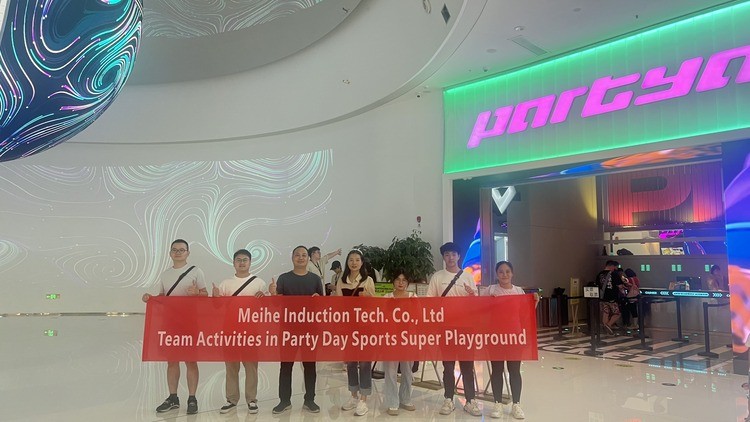 Actividades del equipo Meihe en el Super Playground deportivo del día de fiesta