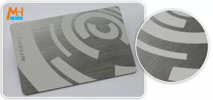 Tarjeta VIP de acero inoxidable cepillado color plata
