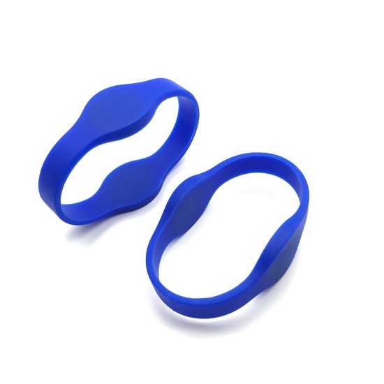 Pulsera RFID de silicona de doble frecuencia y largo alcance para soluciones de seguridad