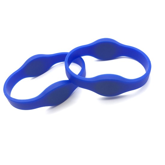 Pulsera RFID de silicona de doble frecuencia y largo alcance para soluciones de seguridad