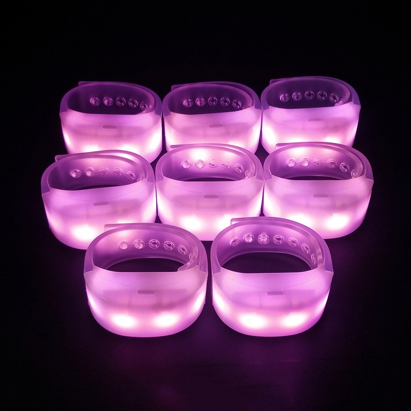 Pulsera LED con control remoto RFID intermitente de 2,4 G