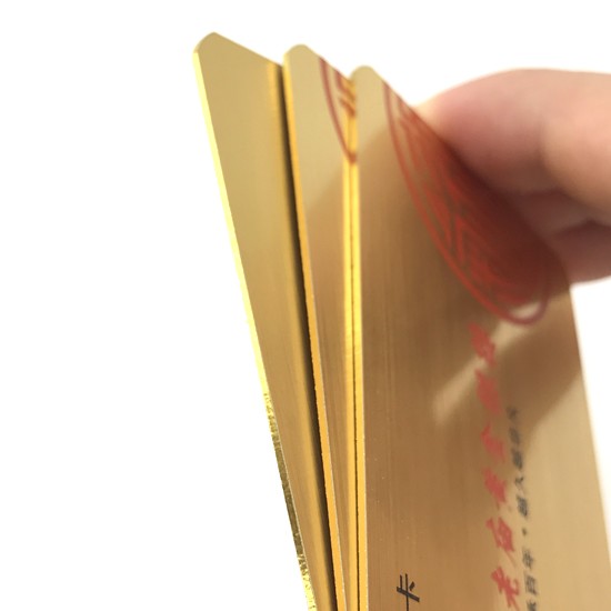 Tarjetas de presentación de alta calidad con lámina de oro