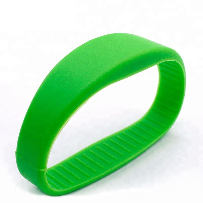 Pulsera RFID impermeable personalizada para parques acuáticos y complejos turísticos