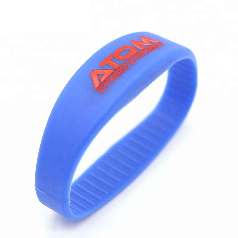 Pulsera RFID impermeable personalizada para parques acuáticos y complejos turísticos