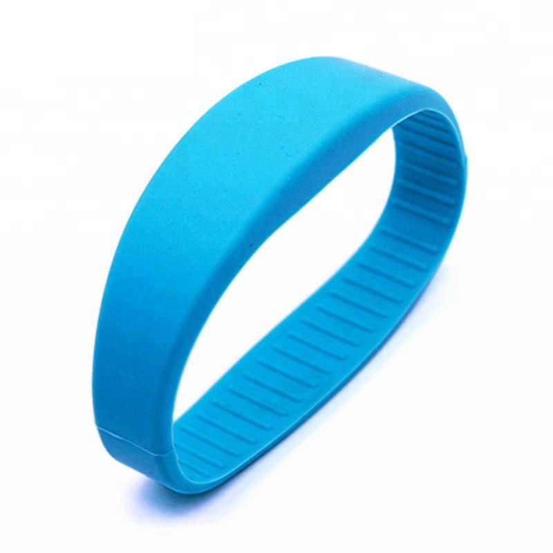 Pulsera RFID impermeable personalizada para parques acuáticos y complejos turísticos