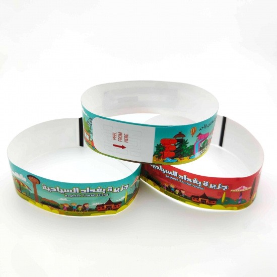 Pulsera desechable de papel PP resistente al agua para eventos con billete de entrada a parques de atracciones