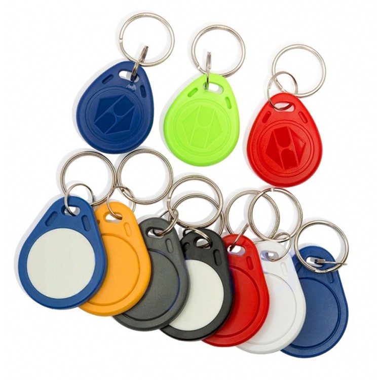 Etiqueta de llavero con tarjeta inteligente RFID ABS T5577 EM4305 regrabable de 125 KHz y 13,56 MHz en blanco