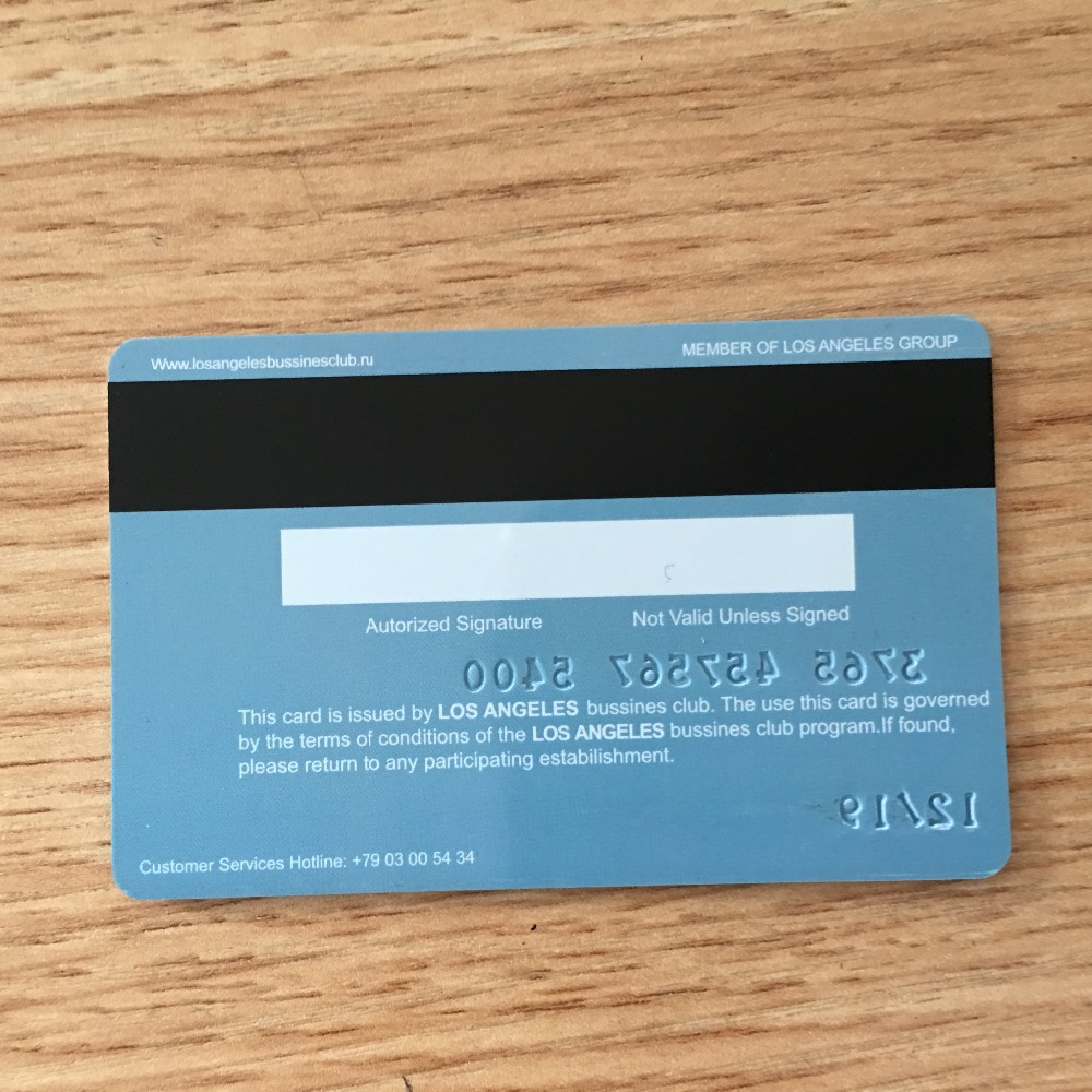 Tarjeta de PVC de plástico de colores con banda magnética CR80 y número de serie impreso