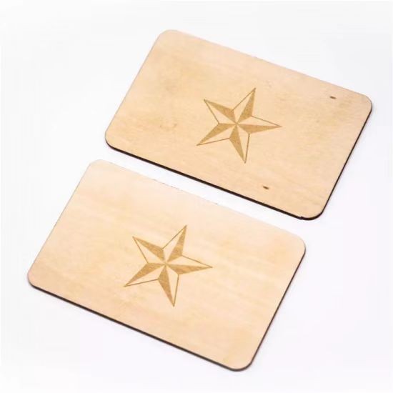 Tarjeta de llave RFID de madera con chip inteligente de bambú para hotel