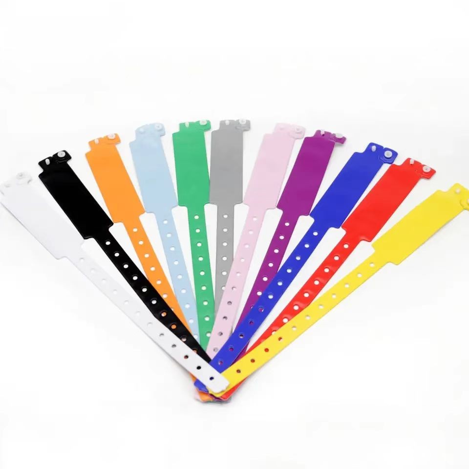 Pulsera de natación desechable de PVC, suave, impermeable y con cerradura, personalizada