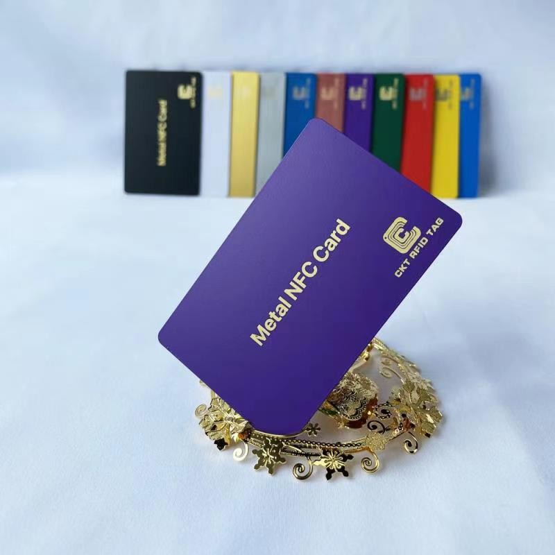 Tarjetas de presentación con impresión personalizada, metálicas, RFID y NFC