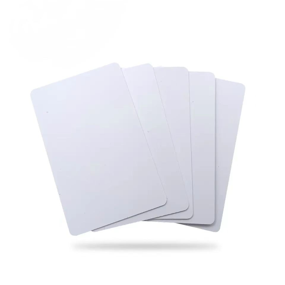 Tarjeta NFC en blanco de 13,56 MHz RFID Ntag213/Ntag215/Ntag216, tarjeta PVC inteligente regrabable blanca