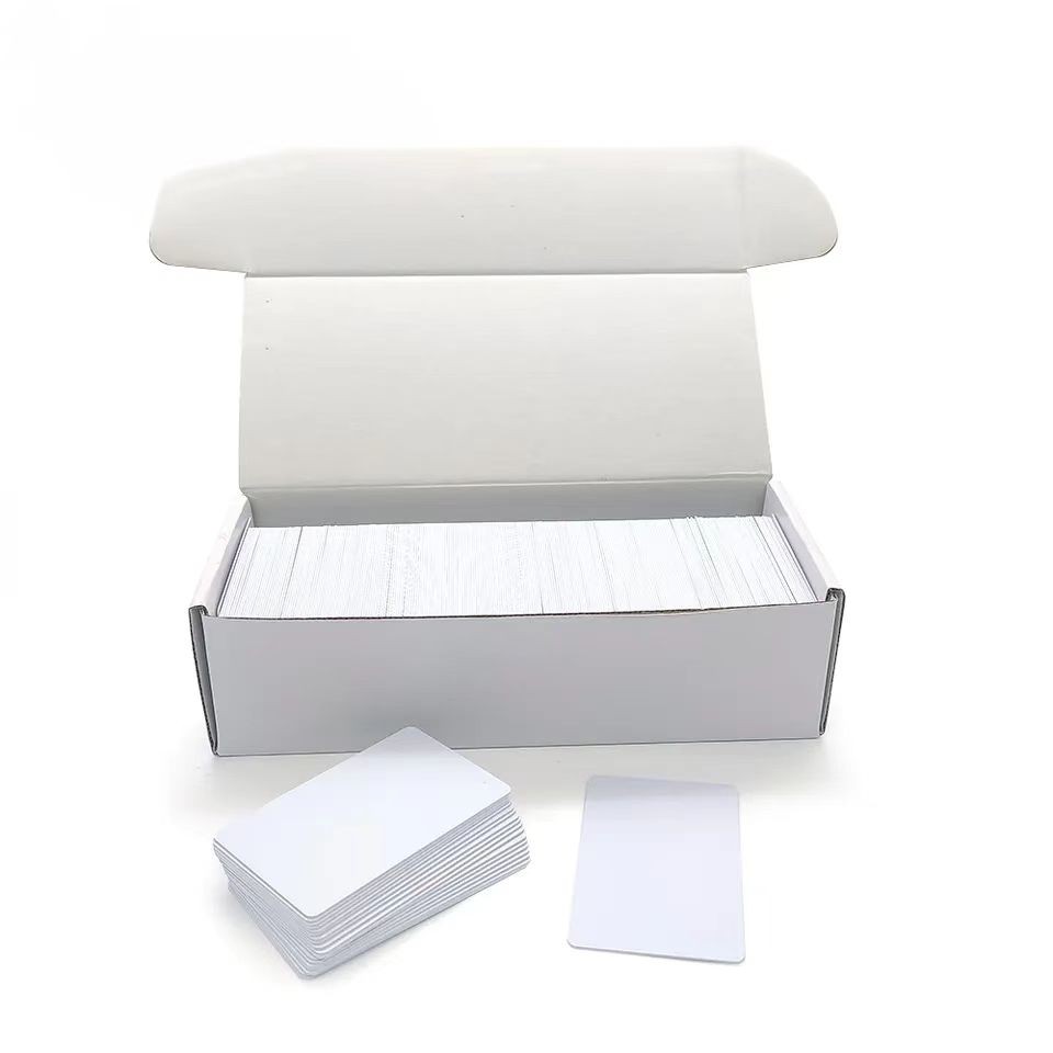 Tarjeta NFC en blanco de 13,56 MHz RFID Ntag213/Ntag215/Ntag216, tarjeta PVC inteligente regrabable blanca