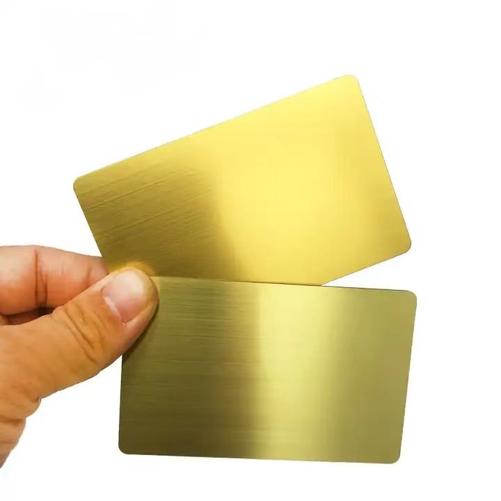 Tarjetas de visita metálicas personalizadas con chips RFID y NFC sin contacto, color negro mate