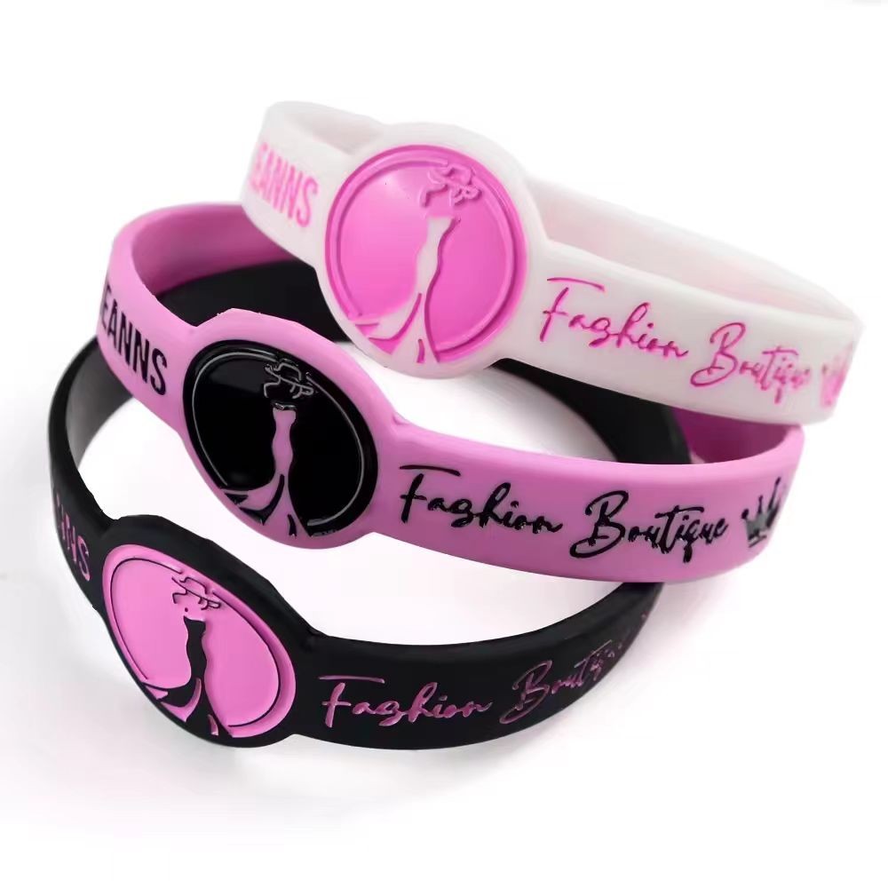 Pulsera de silicona ecológica impresa con logotipo personalizado.