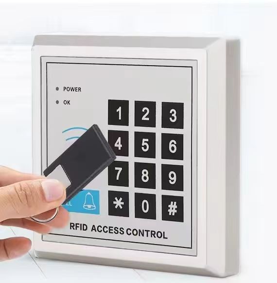 Llavero RFID de cadena metálica con NFC, llavero inteligente RFID para sistema de acceso tecnológico