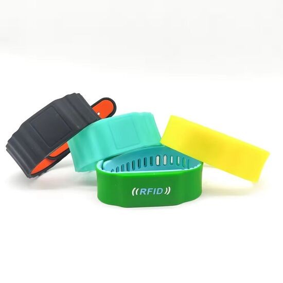 Pulsera de silicona RFID NFC de 13,56 MHz resistente al agua para parque acuático