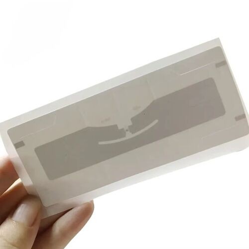 Pegatina RFID impermeable personalizada para parabrisas de coche para seguimiento de vehículos.