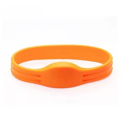 Pulsera RFID de silicona con logotipo personalizado para gestión de membresías NTAG213