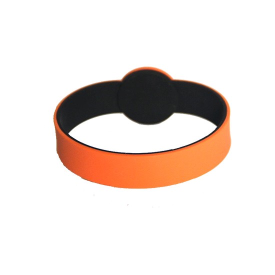 Pulsera de silicona con chip RFID de doble capa personalizada y colorida