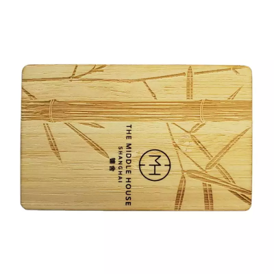 Tarjetas RFID de madera sostenibles